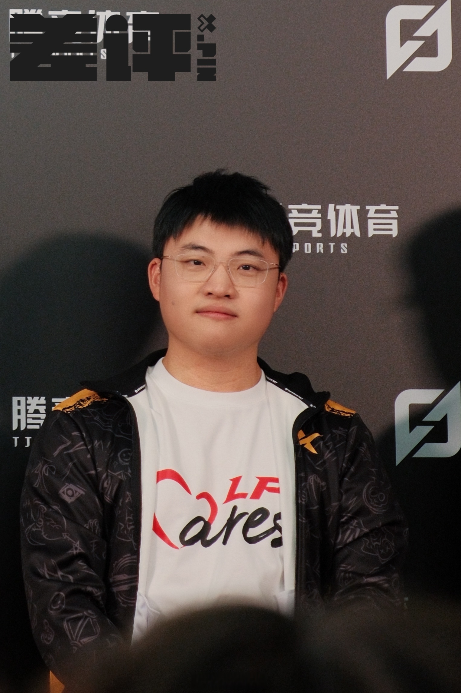 Uzi重返赛场，比赛规则变更首场状态出色，DWG观众沸腾！